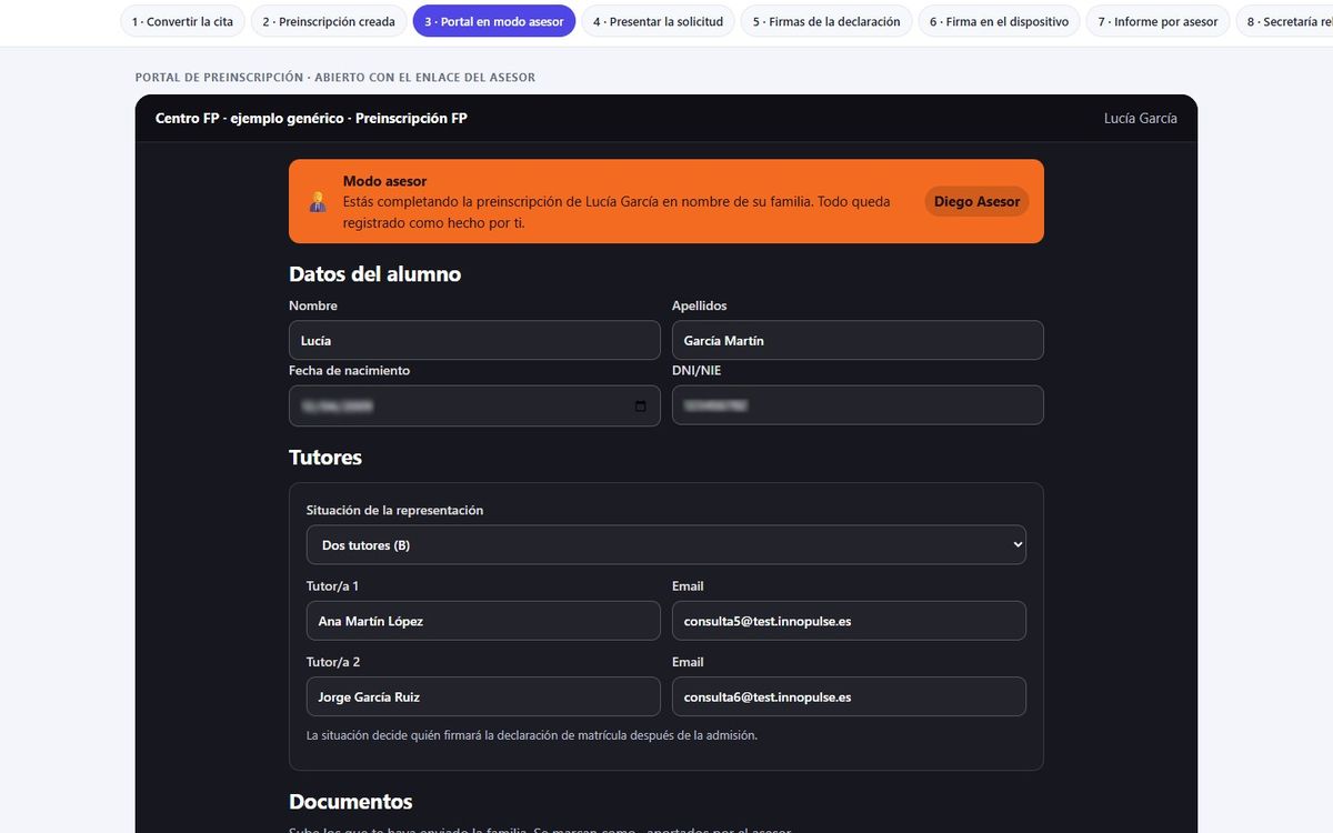 Ficha de preinscripción completada por el asesor en nombre de la familia
